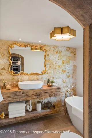 $3,995,000 | 1952 Medicine Bow Road, Aspen, CO 81611