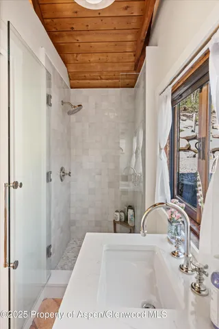 $3,995,000 | 1952 Medicine Bow Road, Aspen, CO 81611