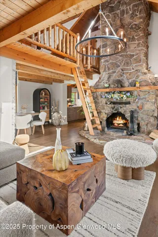 $3,995,000 | 1952 Medicine Bow Road, Aspen, CO 81611