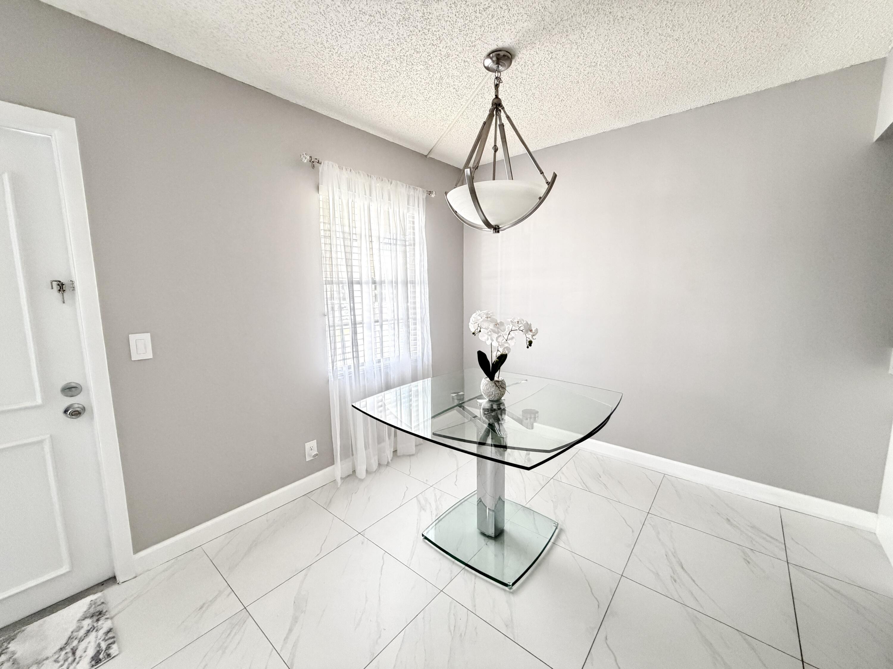 101 Dorset C Boca Raton, FL 33434 - Photo 8 of 34 IMG_1759
