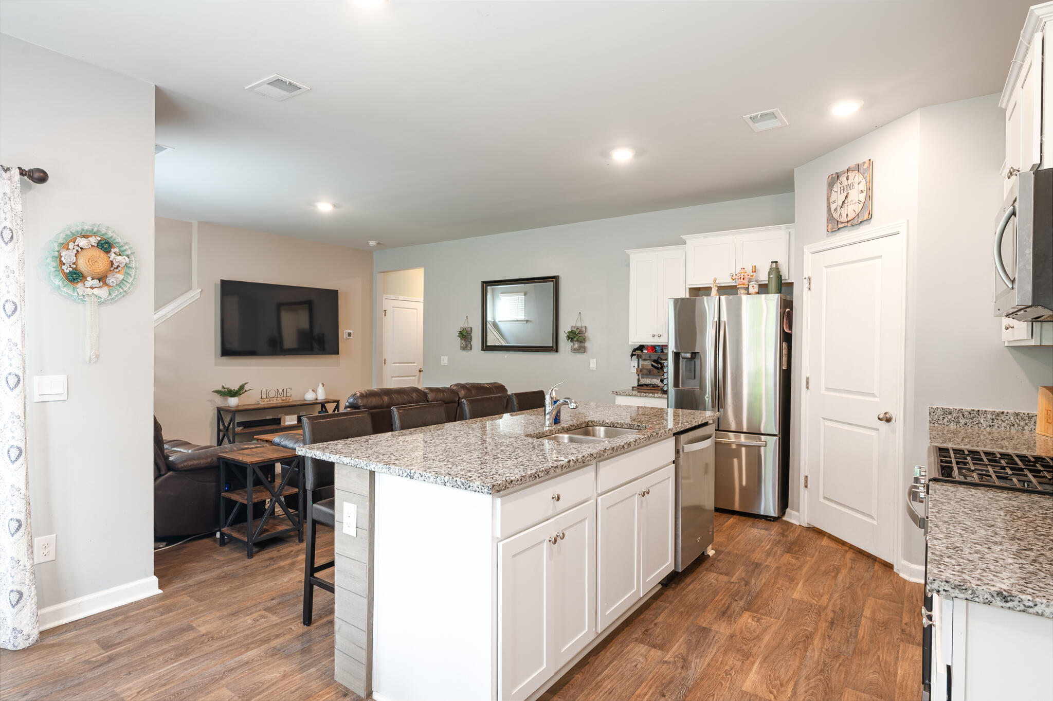 644 Silver Spruce Street Summerville, SC 29486 - Photo 10 of 23 MOD_9577-HDR-Edit