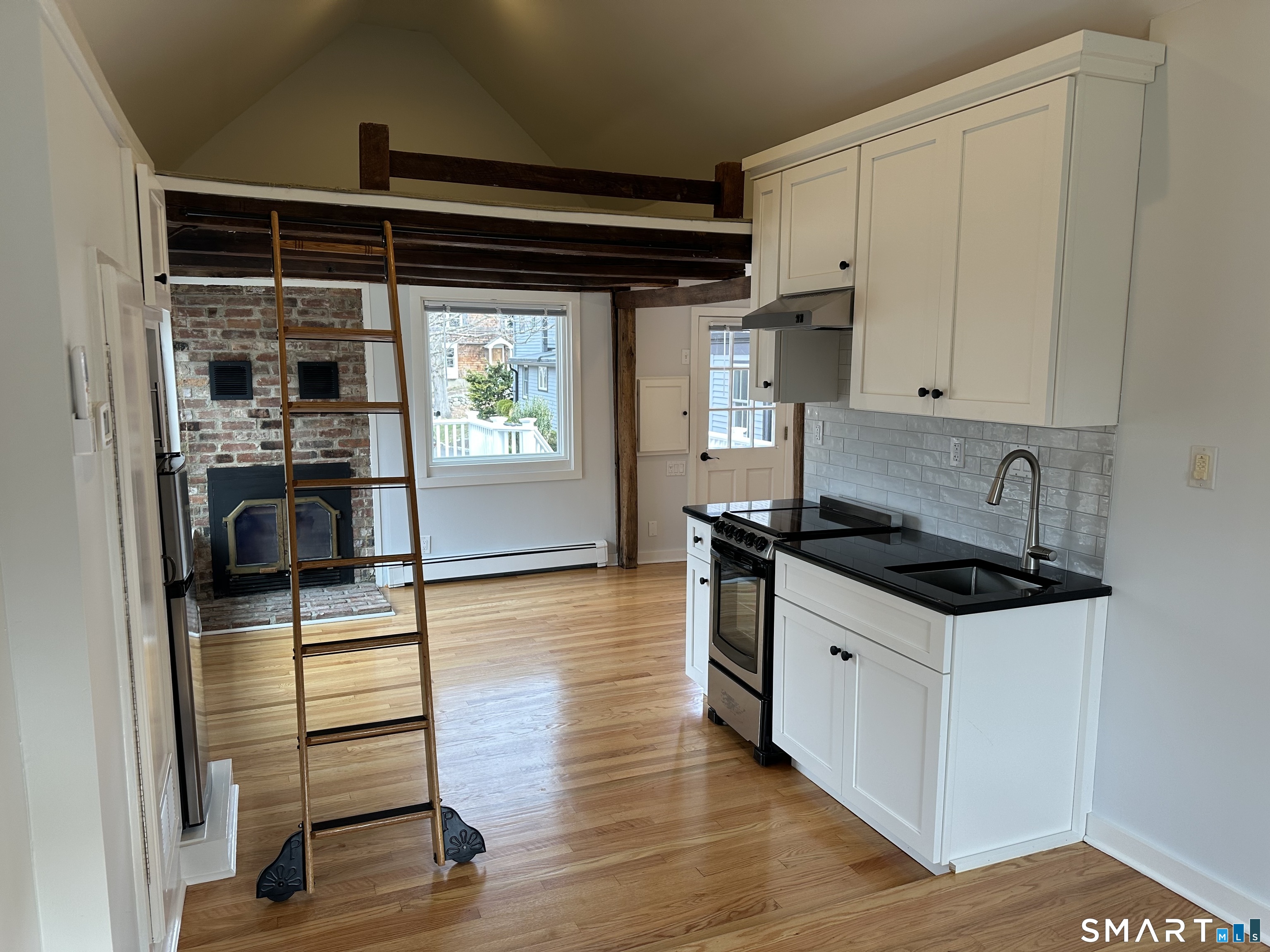 20 Cannondale Road Weston, CT 06883 - Photo 12 of 17