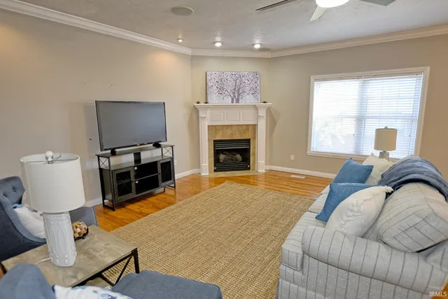 $504,900 | 4422 Wynbrooke Drive, Newburgh, IN 47630