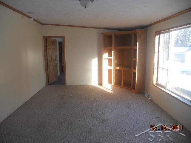 187 South 7 Mile Road Midland, MI 48640 - Photo 3 of 3 20035809-2.JPG