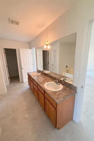 $2,500 | 31 Russkin Lane, Palm Coast, FL 32164