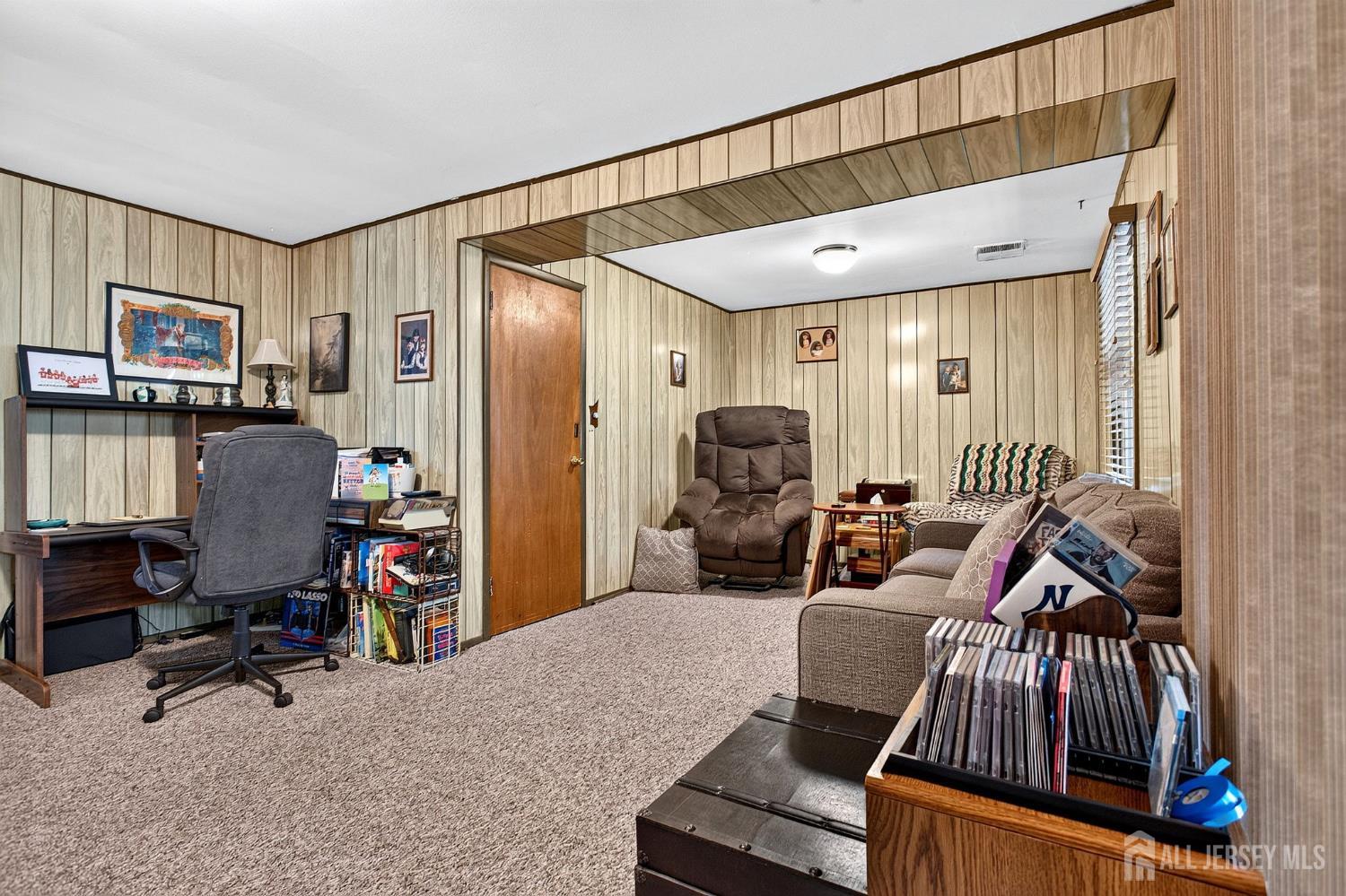 21 Sulliman Road Edison, NJ 08817 - Photo 19 of 26