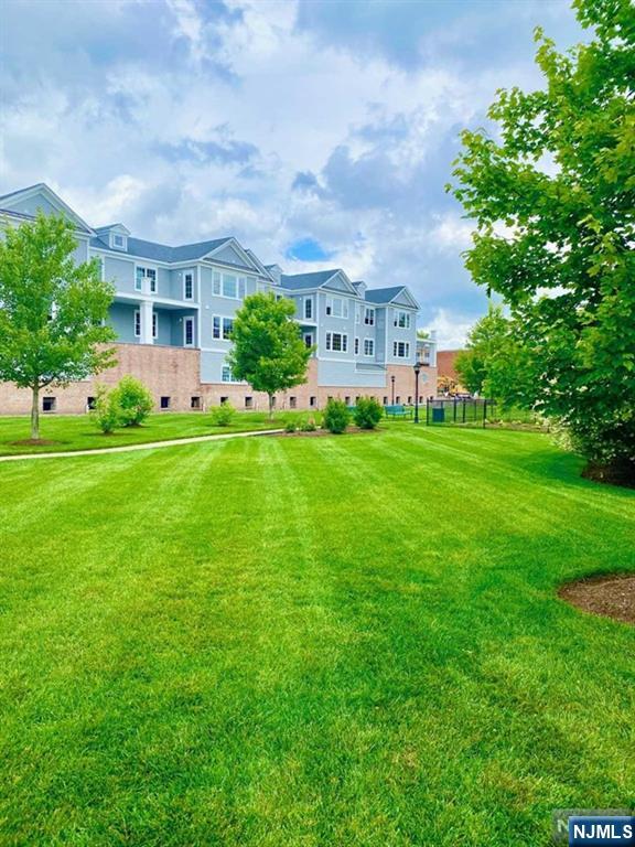 5309 Rio Vista Lane Northvale, NJ 07647 - Photo 36 of 44