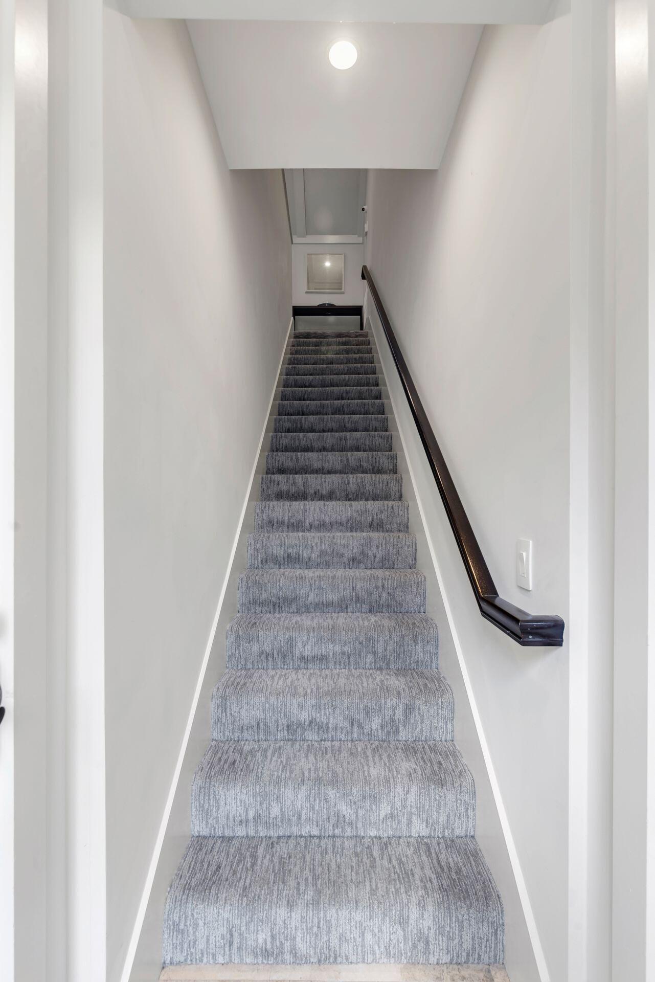 5745 Pennock Point Road Jupiter, FL 33458 - Photo 4 of 15 3