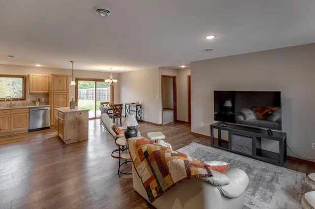 $339,900 | 3544 Fox Lane, Pequot Lakes, MN 56472