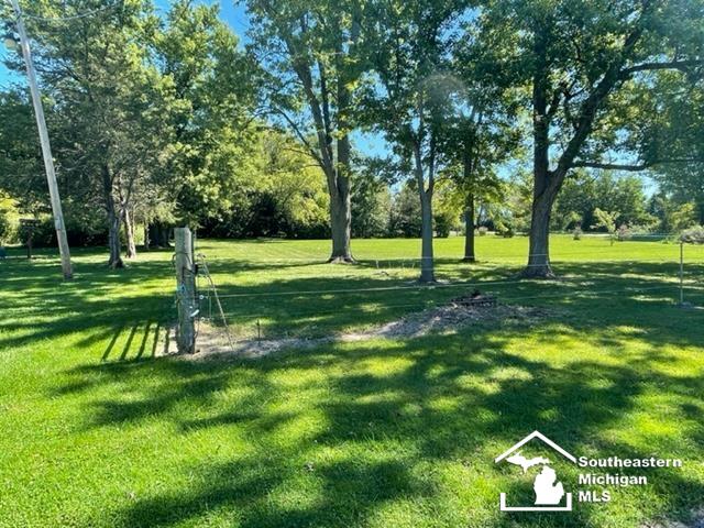 8990 Lulu Road Ida, MI 48140 - Photo 8 of 27 Gallery Image 8