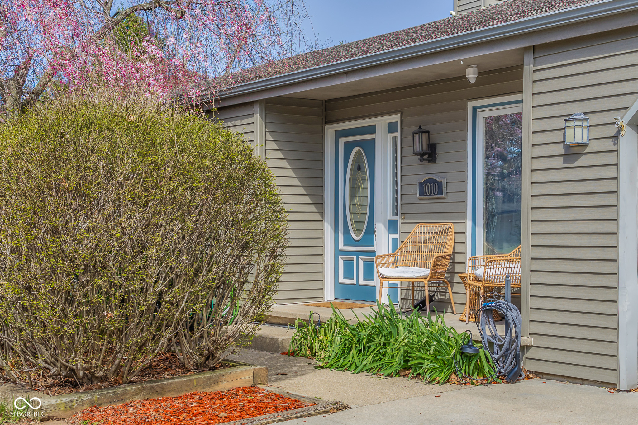 1010 Rocky Ford Road Columbus, IN 47203 - Photo 5 of 47