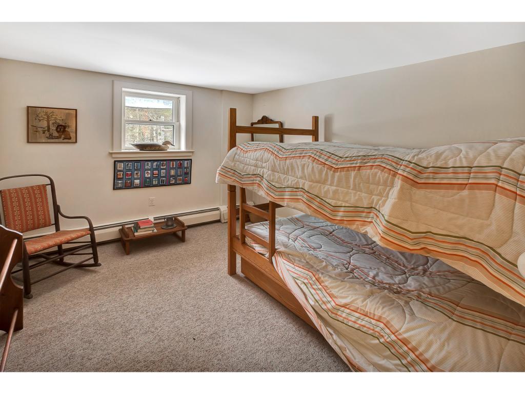 185 Twin Pond Road, Unit 1 Pomfret, VT 05068 - Photo 22 of 27