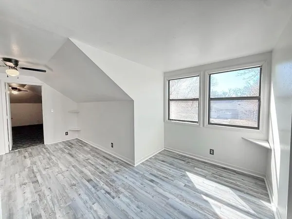 $295,500 | 2004 North Lynn, Nevada, MO 64772