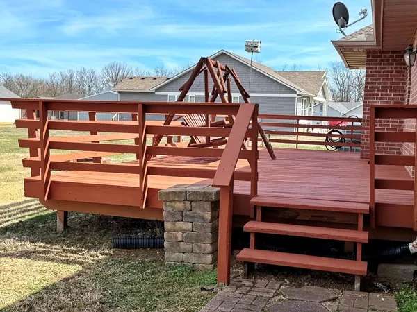 $295,500 | 2004 North Lynn, Nevada, MO 64772