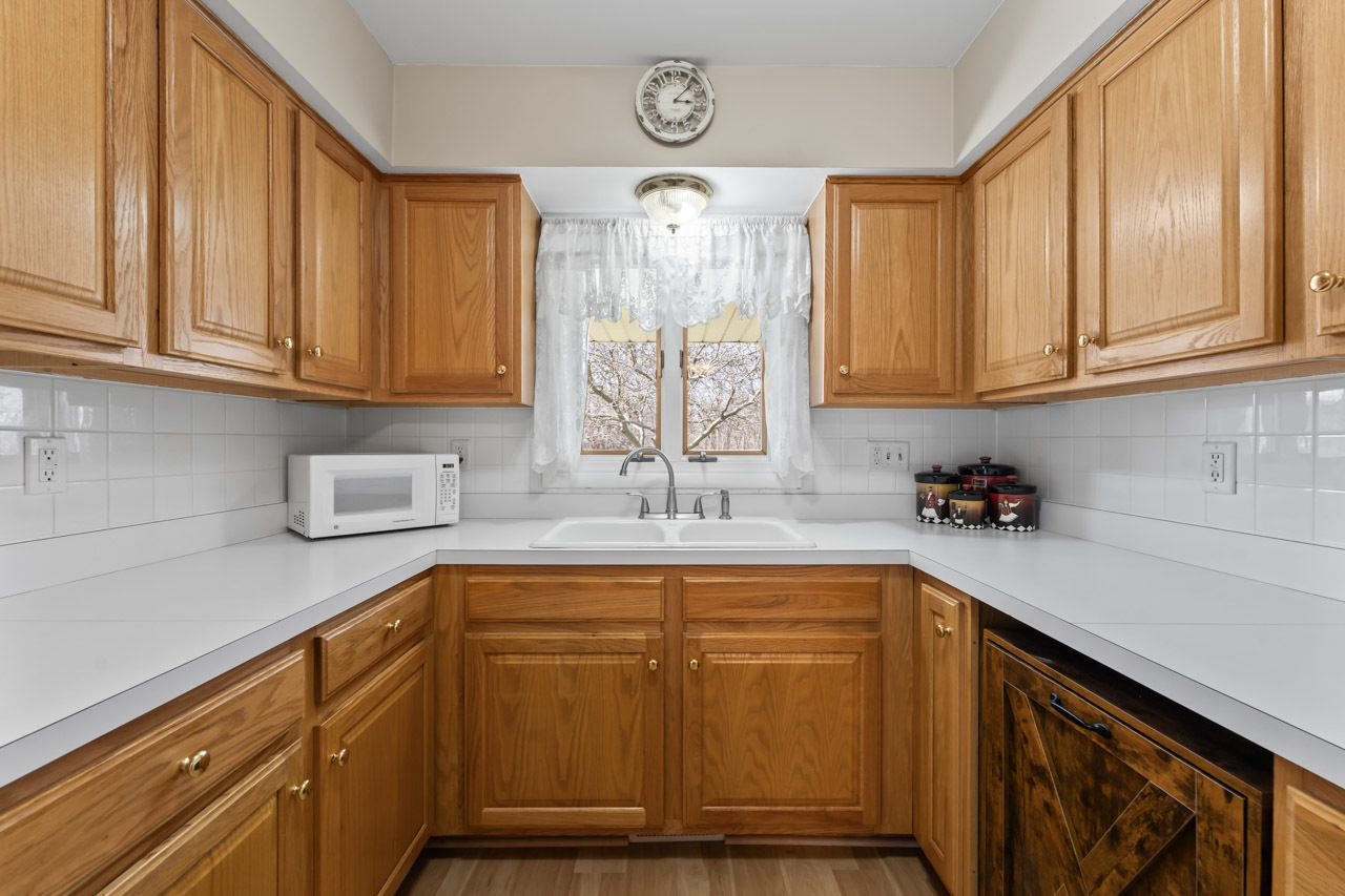 1618 Southeast River Road Montgomery, IL 60538 - Photo 14 of 41 Gallery Image 14