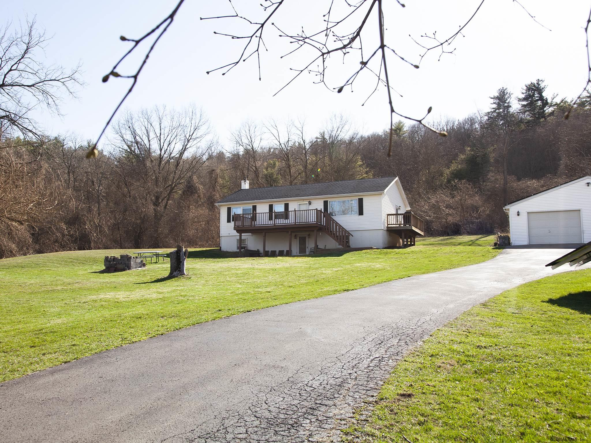 207 Old Quarry Road Bethlehem, NY 12067 - Photo 5 of 40 Photo 5
