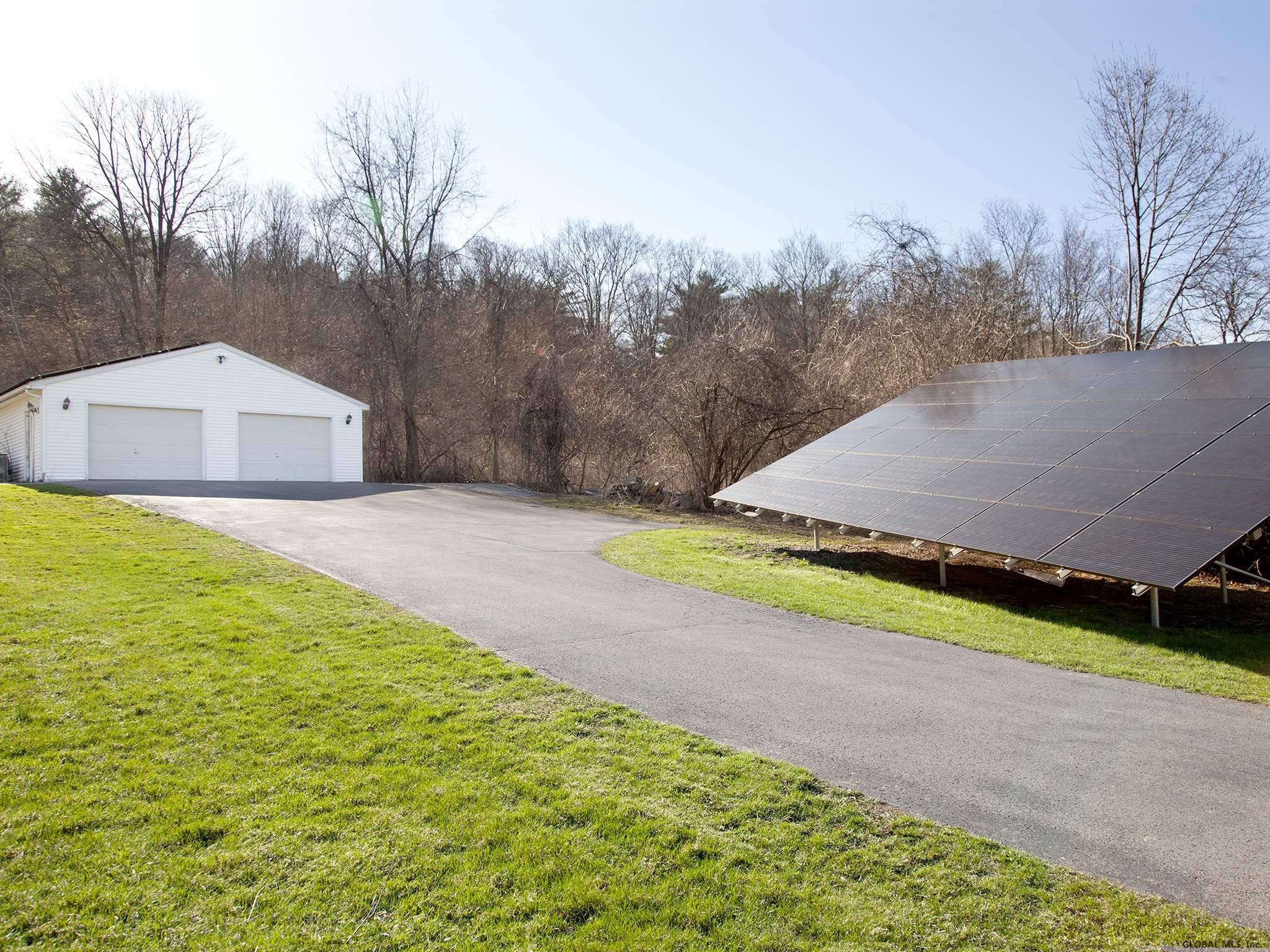 207 Old Quarry Road Bethlehem, NY 12067 - Photo 7 of 40 Photo 7