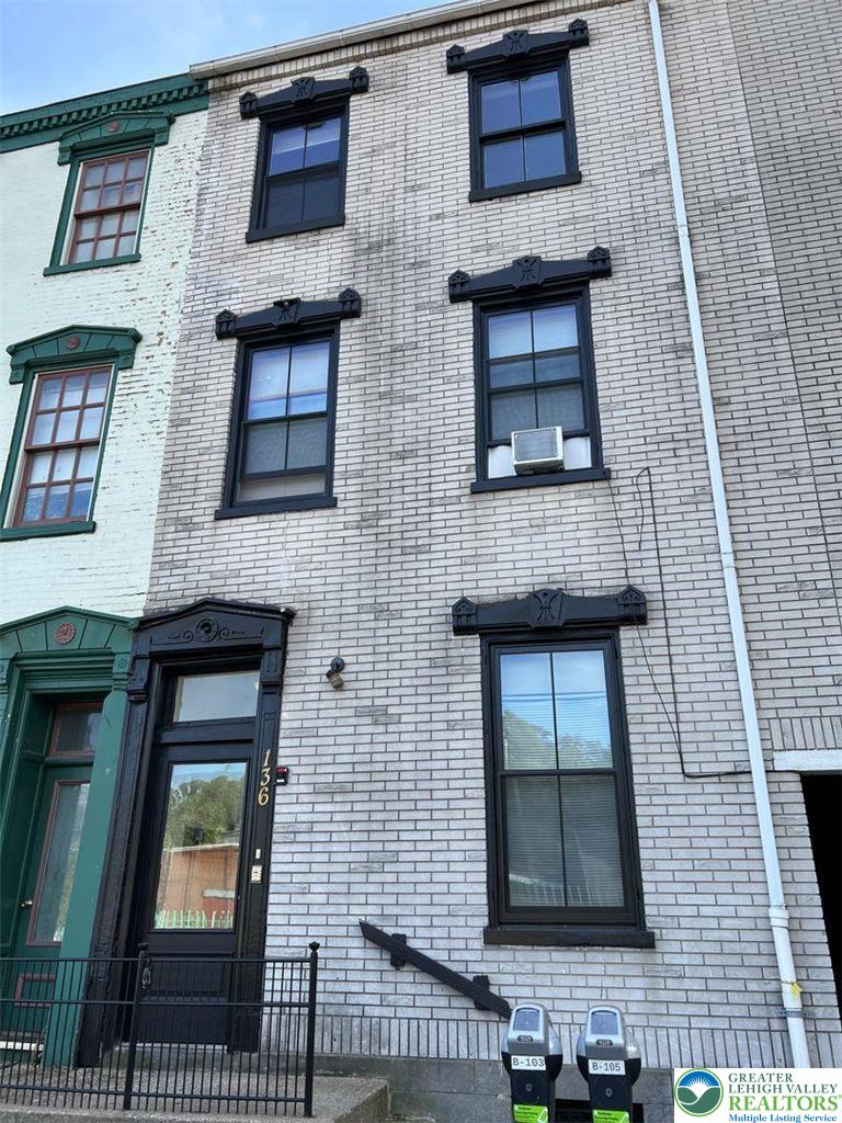 136 Bushkill Street, Unit 4 Easton, PA 18042 - Photo 1 of 17