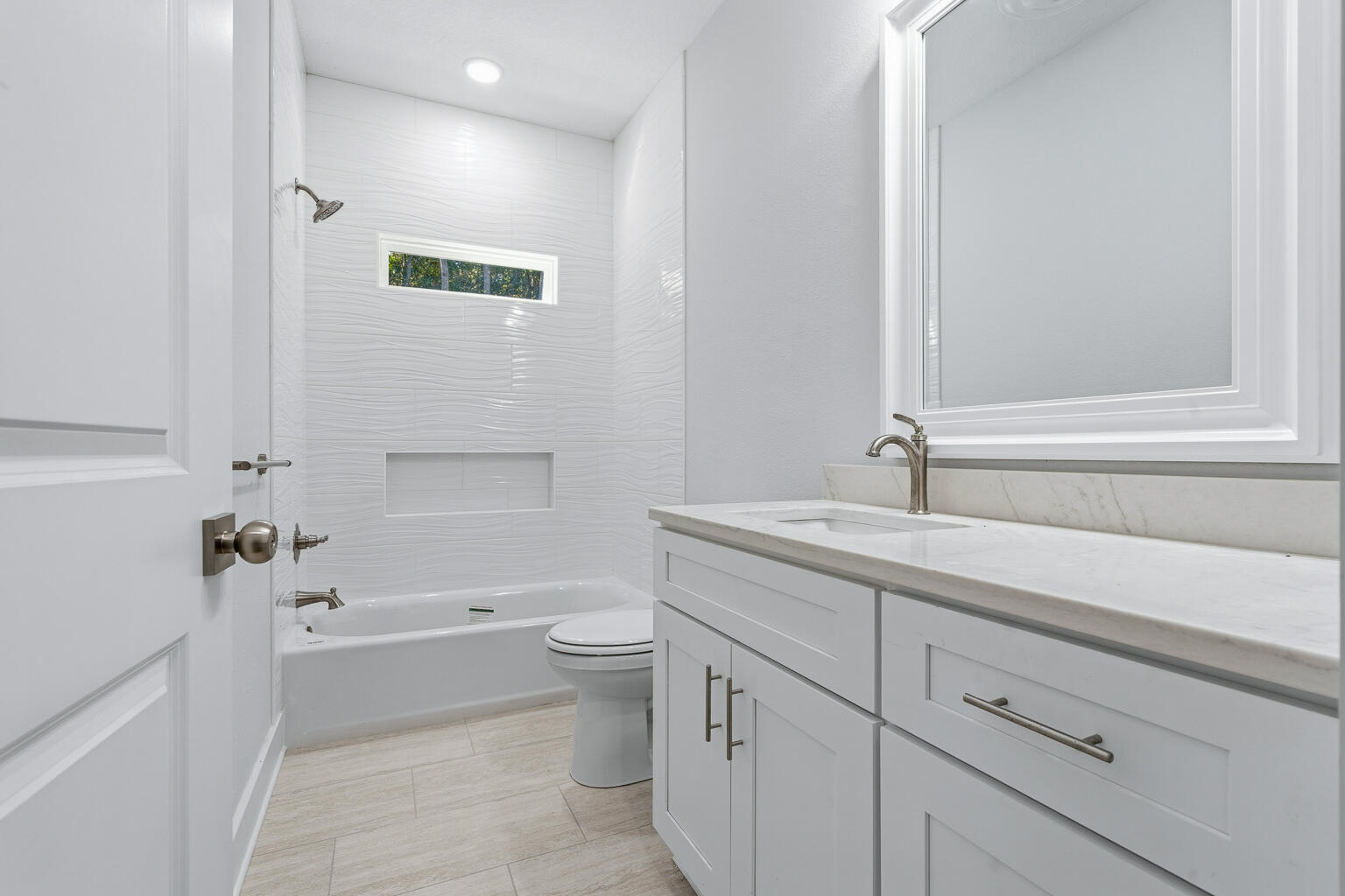 6621 Bluefish Road Navarre, FL 32566 - Photo 37 of 48 DSC03993