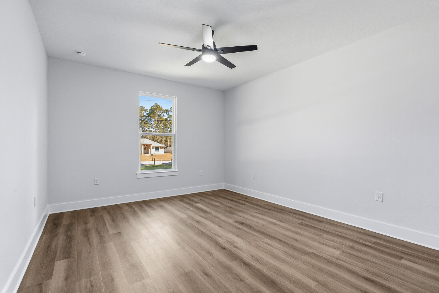 6621 Bluefish Road Navarre, FL 32566 - Photo 42 of 48 DSC04018