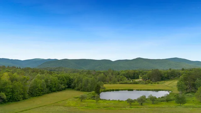 $539,000 | 352 Edwins Pond Road, Rochester, VT 05767