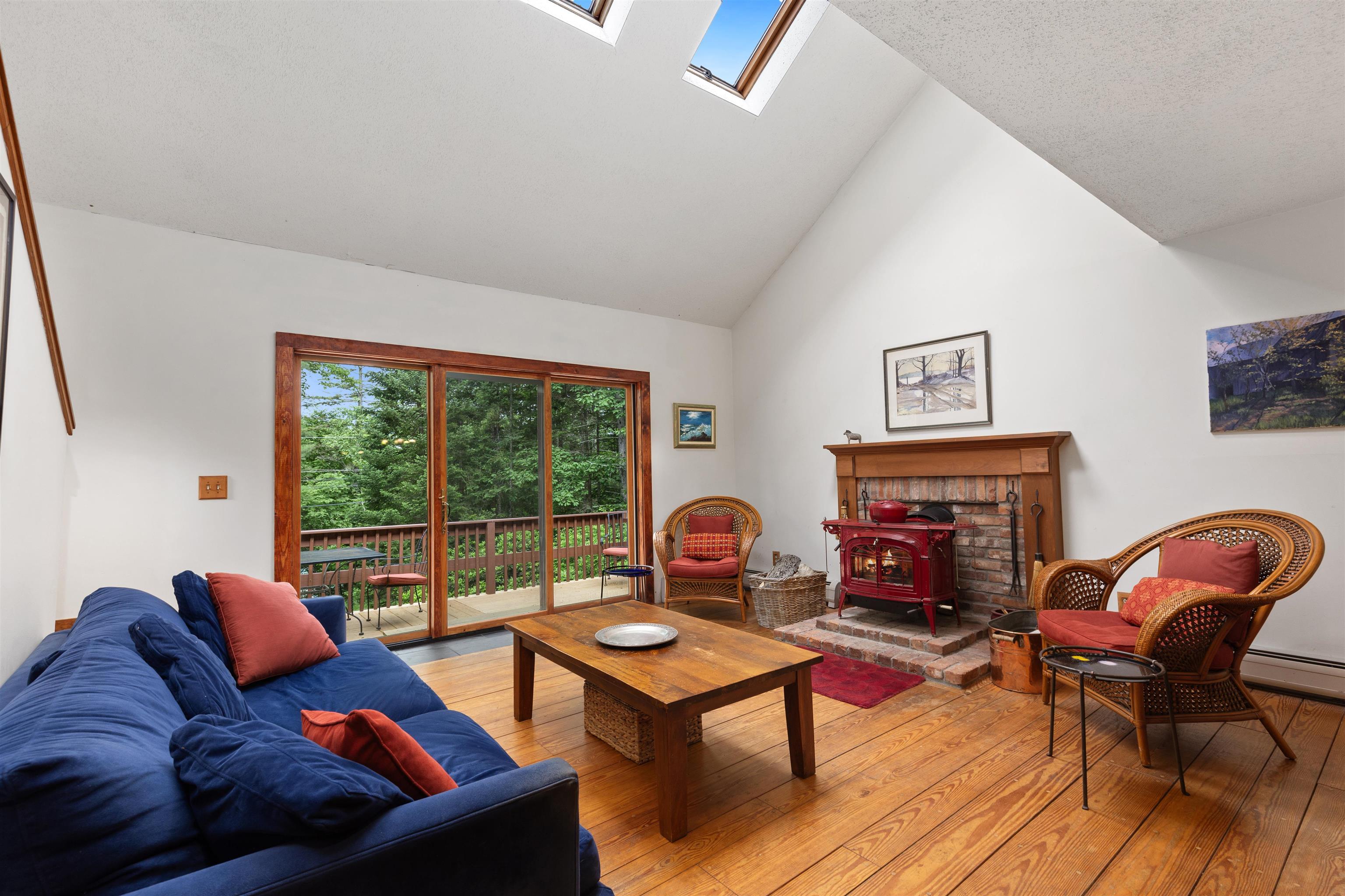 352 Edwins Pond Road Rochester, VT 05767 - Photo 17 of 59