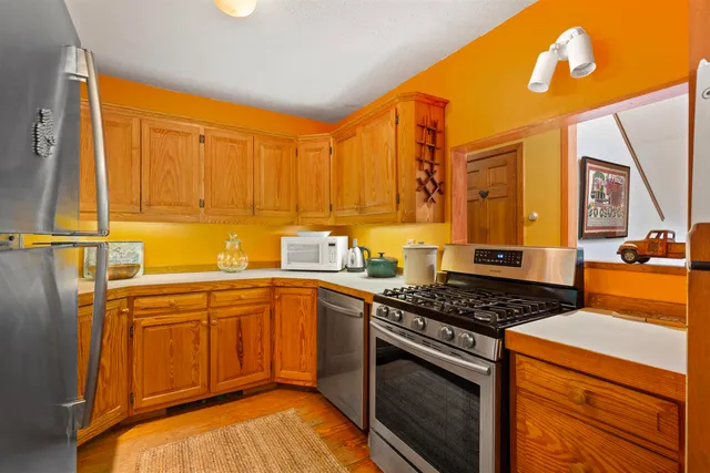 $539,000 | 352 Edwins Pond Road, Rochester, VT 05767