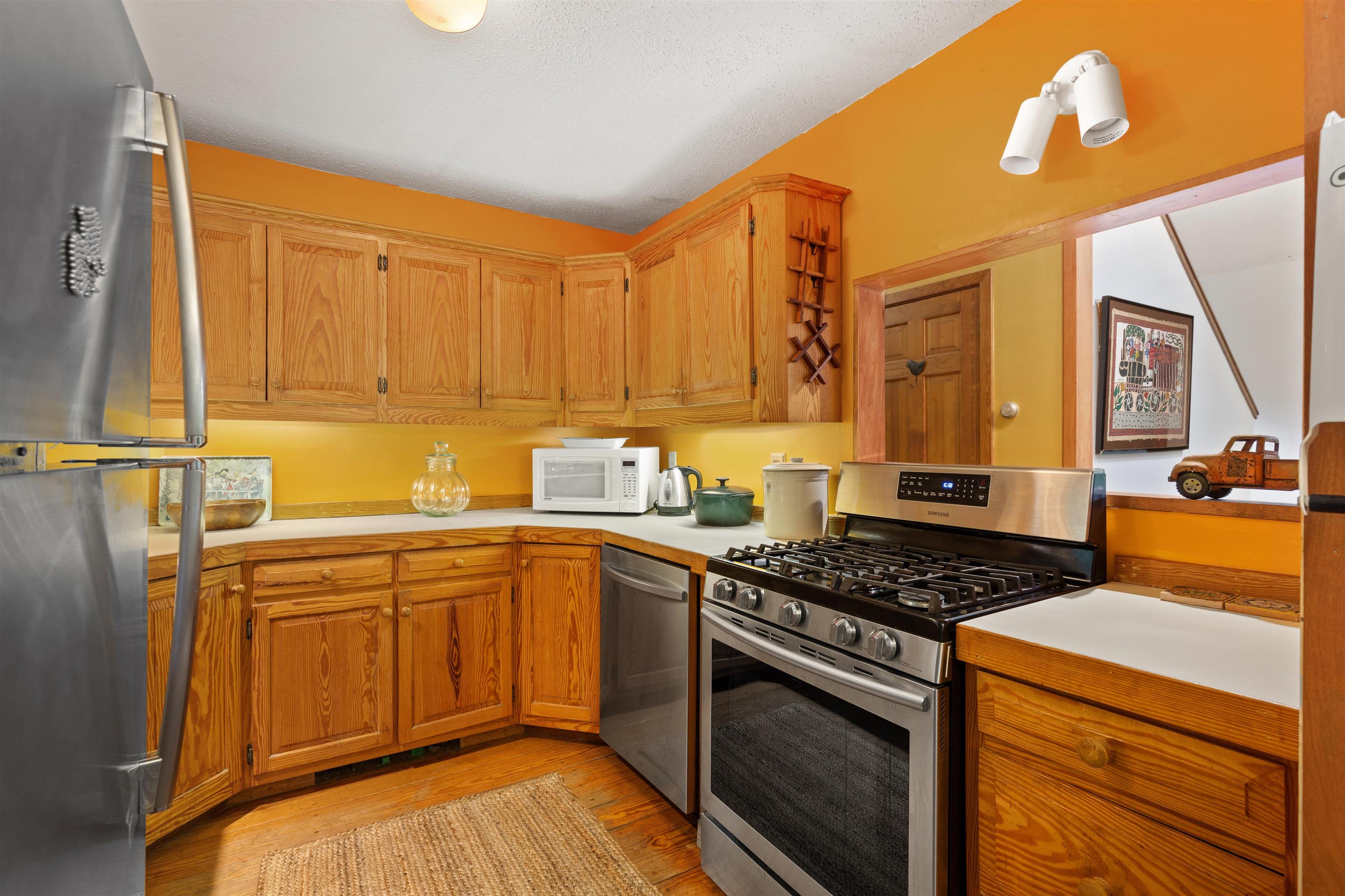 352 Edwins Pond Road Rochester, VT 05767 - Photo 31 of 59