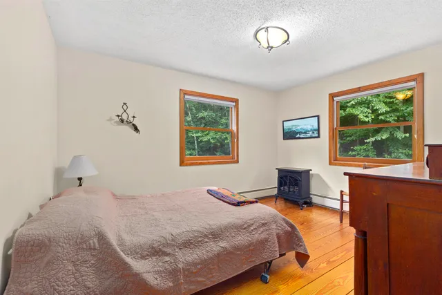 $539,000 | 352 Edwins Pond Road, Rochester, VT 05767