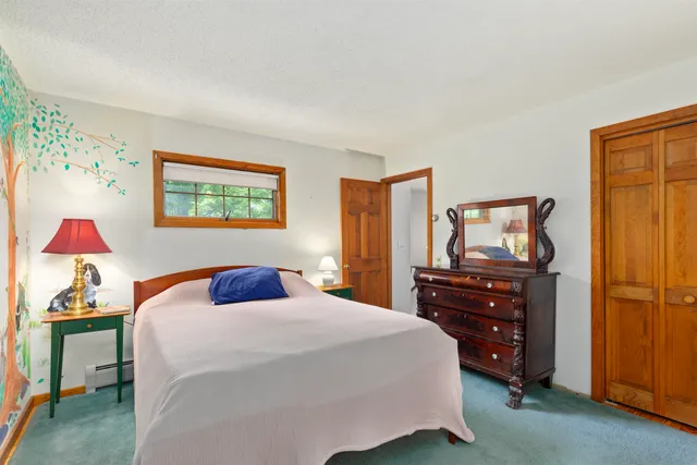 $539,000 | 352 Edwins Pond Road, Rochester, VT 05767