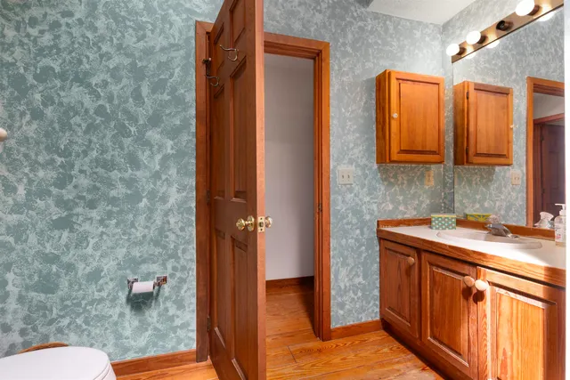 $539,000 | 352 Edwins Pond Road, Rochester, VT 05767