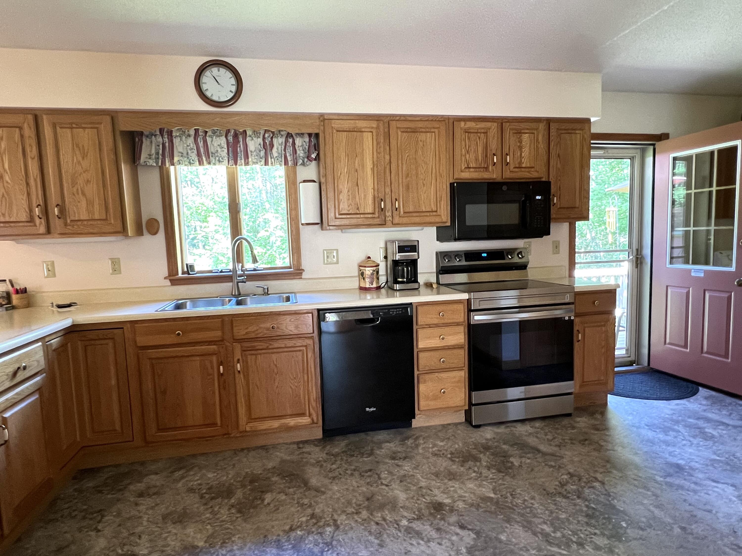 2027 Spruce Street Hermon, ME 04401 - Photo 29 of 49 29