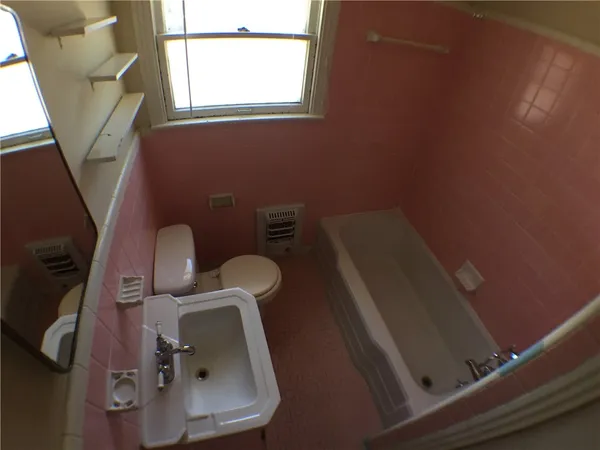 $2,800 | 2000 Schulle Avenue, Austin, TX 78703