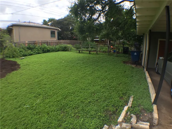 $2,800 | 2000 Schulle Avenue, Austin, TX 78703