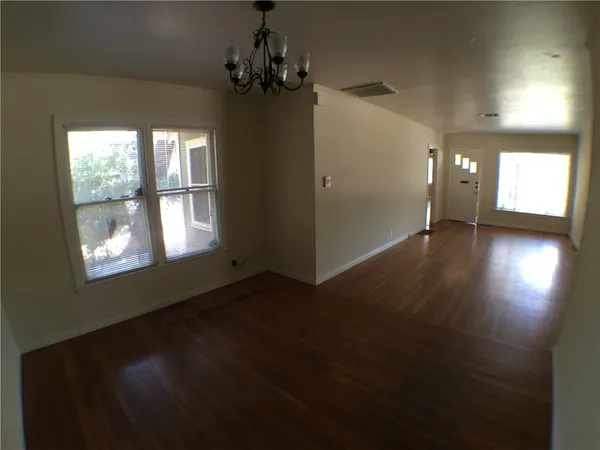 $2,800 | 2000 Schulle Avenue, Austin, TX 78703