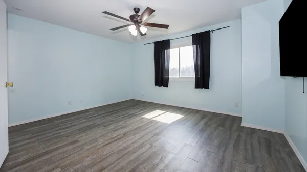 $114,900 | 1010 Arlene Court, Unit 5, Bloomington, IL 61701