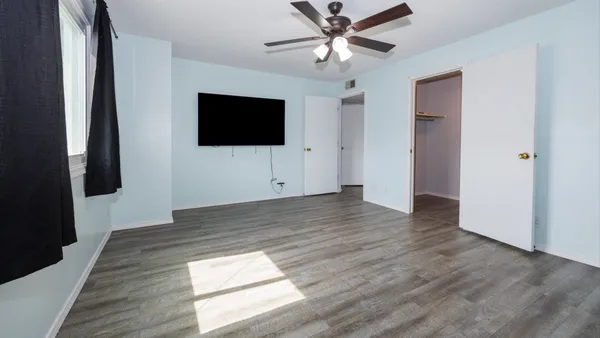 $114,900 | 1010 Arlene Court, Unit 5, Bloomington, IL 61701