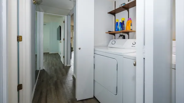 $114,900 | 1010 Arlene Court, Unit 5, Bloomington, IL 61701