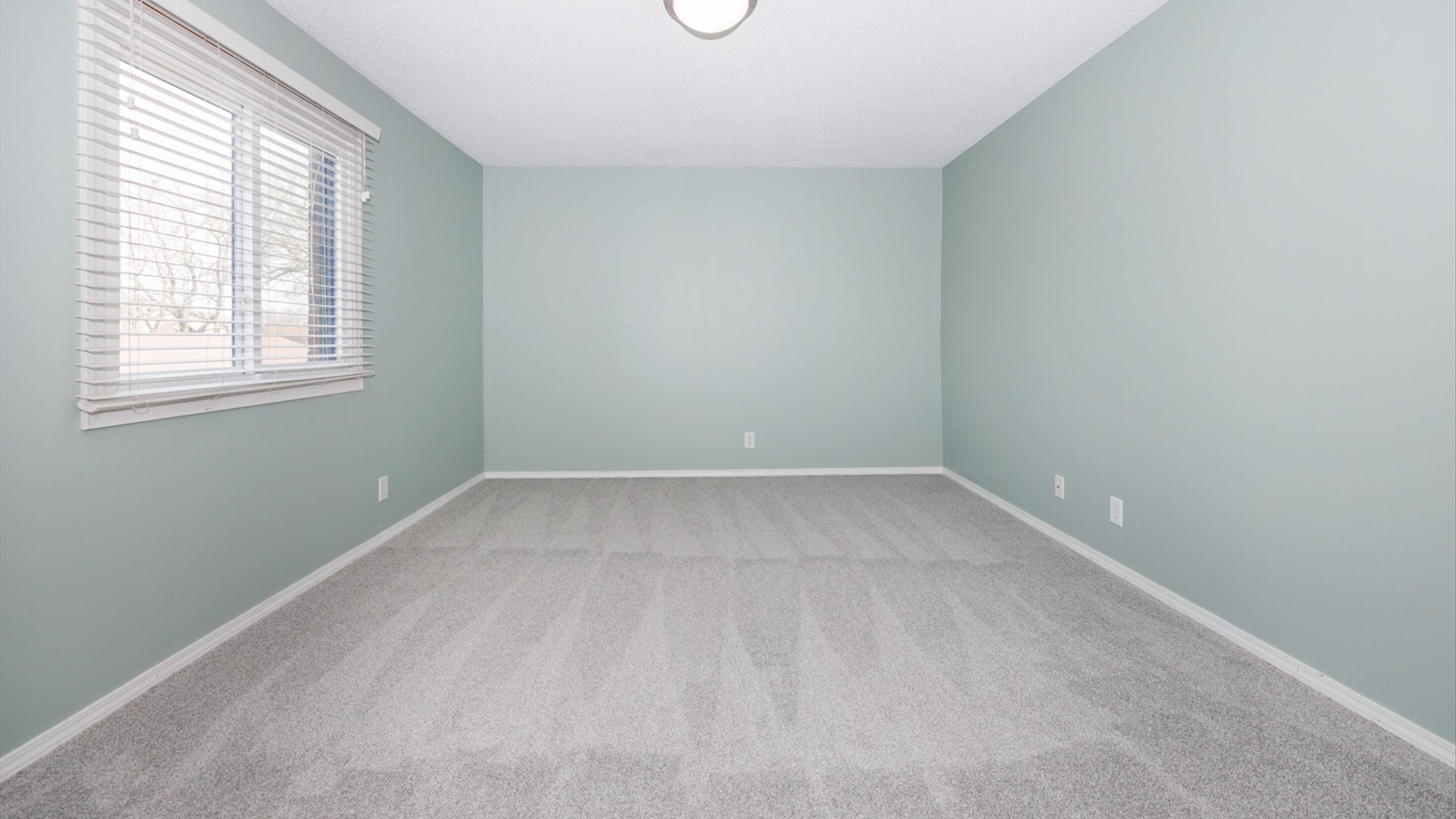1010 Arlene Court, Unit 5 Bloomington, IL 61701 - Photo 26 of 35
