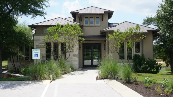 $340,000 | 525 Clubhouse Drive, Georgetown, TX 78628