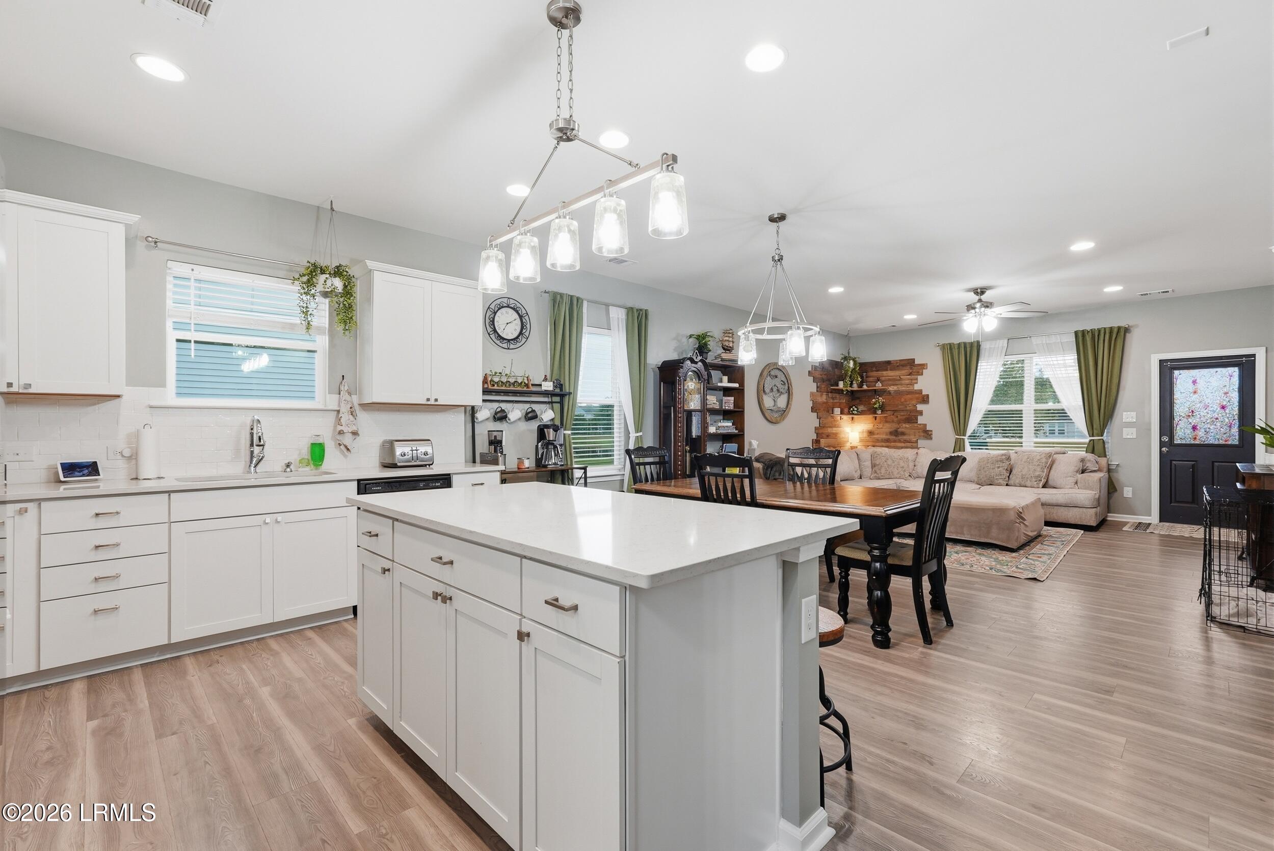 21 Seneca Way Beaufort, SC 29906 - Photo 10 of 40 10_dsc04950
