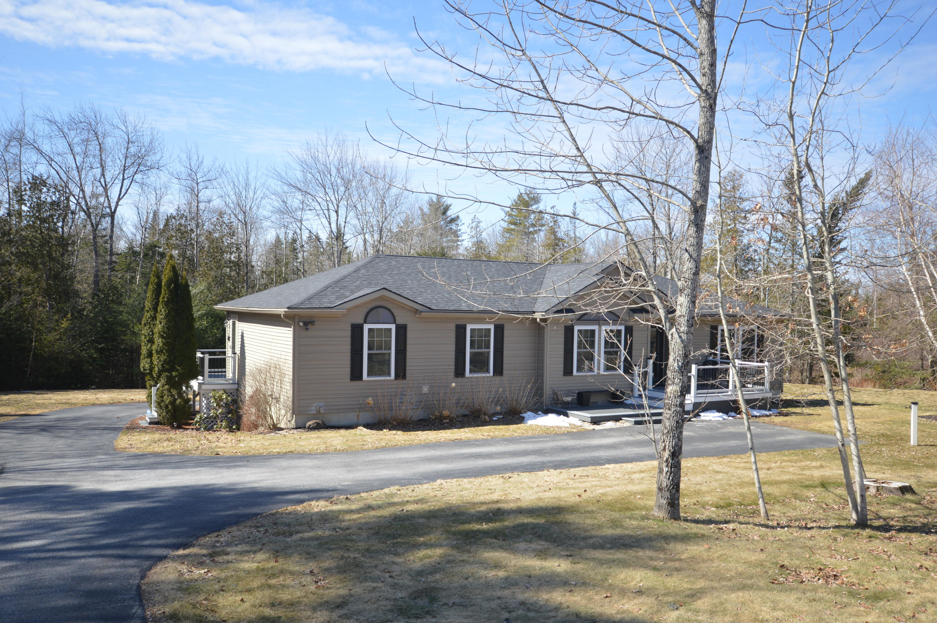 899 Main Road Eddington, ME 04428 - Photo 1 of 52 DSC_0056