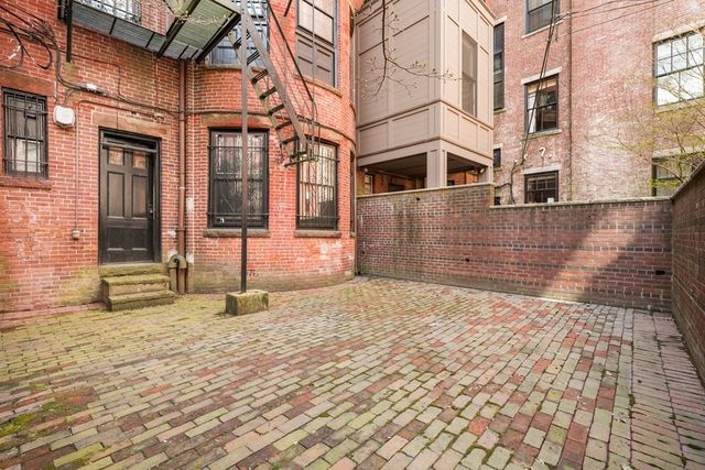 $4,400,000 | 389 Commonwealth Avenue, Boston, MA 02115