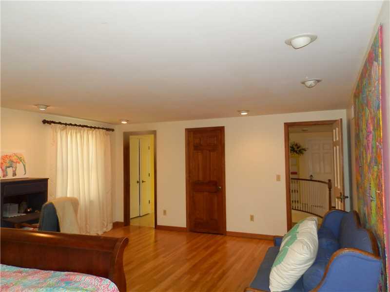 102 Tree Farm Road Fox Chapel, PA 15238 - Photo 14 of 22 Master Bedroom.