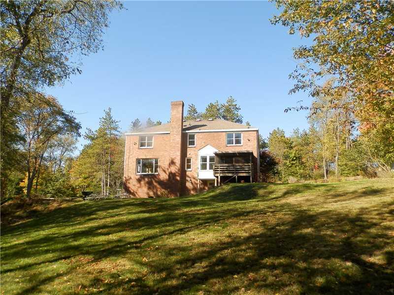 102 Tree Farm Road Fox Chapel, PA 15238 - Photo 20 of 22 Exterior Back.