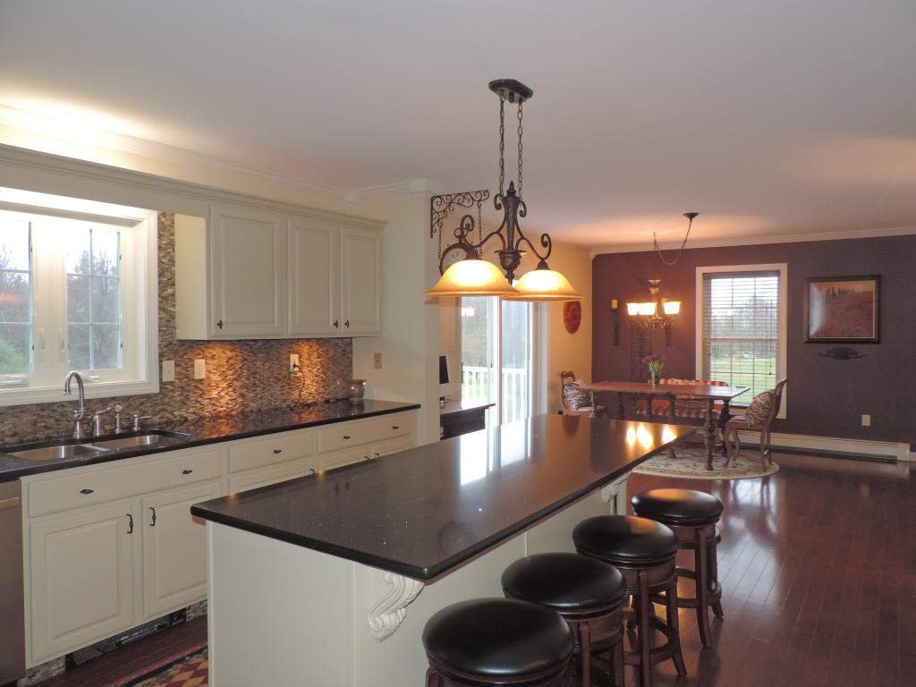 235 Cranberry Meadow Road Berwick, ME 03901 - Photo 9 of 36 Gallery Image 9