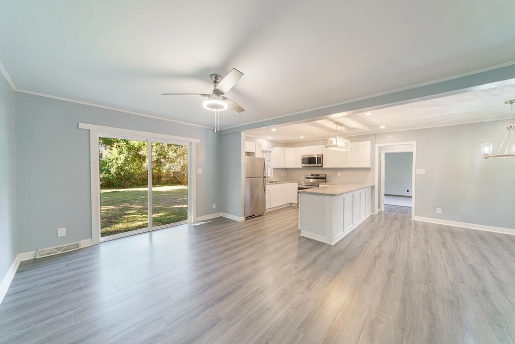 779 Dills Bluff Road Charleston, SC 29412 - Photo 3 of 41 4 (2)