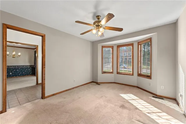 $525,000 | 1606 Northeast 100th Court, Kansas City, MO 64155