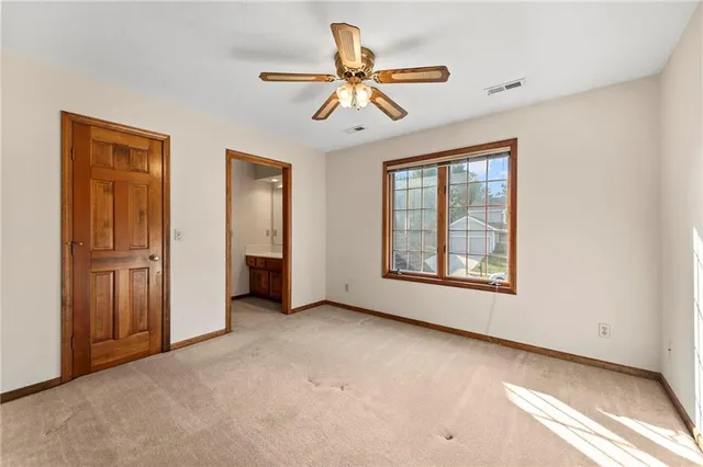 $525,000 | 1606 Northeast 100th Court, Kansas City, MO 64155