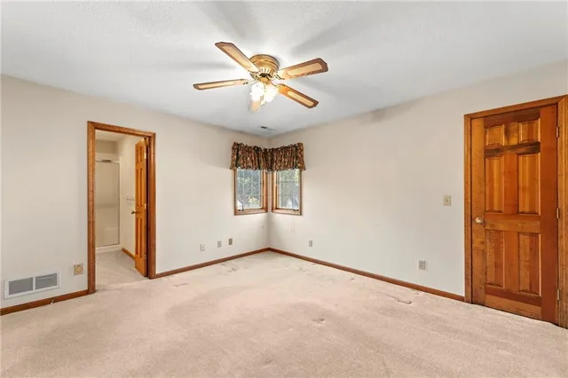 $525,000 | 1606 Northeast 100th Court, Kansas City, MO 64155